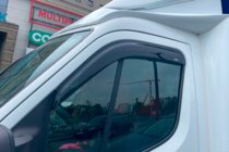 Renault Master 2011-2023 гг. Ветровики на окна (2 шт, HIC) фото 1