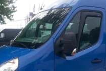 Renault Master 2011-2023 гг. Ветровики вставные (2 шт, HIC) фото 4