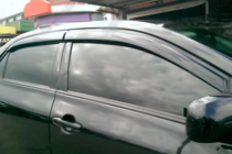 Toyota Corolla 2007-2013 гг. Ветровики на окна (4 шт, HIC) фото 2