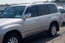 Toyota Land Cruiser 100 1998-2007 гг. Ветровики на окна (4 шт, HIC) фото 5