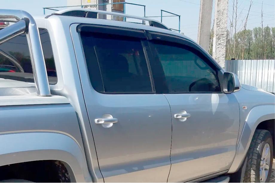 Volkswagen Amarok 2010-2022 гг. Ветровики на окна (4 шт, HIC) Image