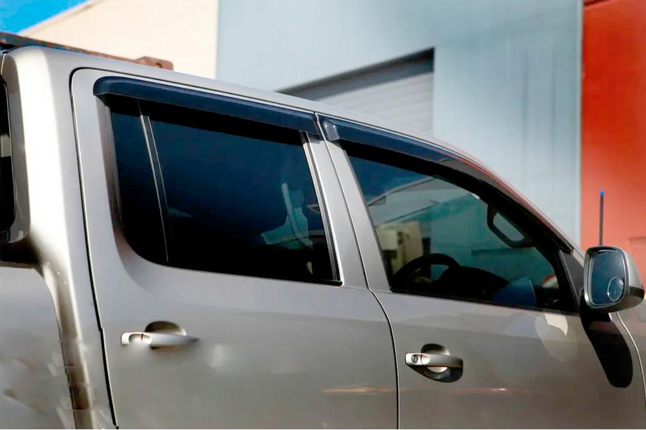 Volkswagen Amarok 2010-2022 гг. Ветровики на окна (4 шт, HIC) Фото 7
