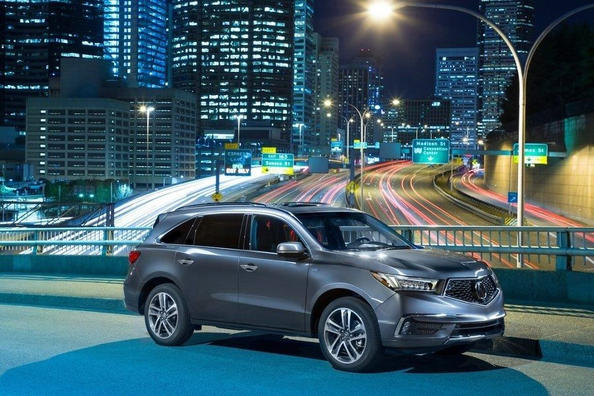 Гибридная модификация кроссовера Acura MDX Sport Hybrid фото 1