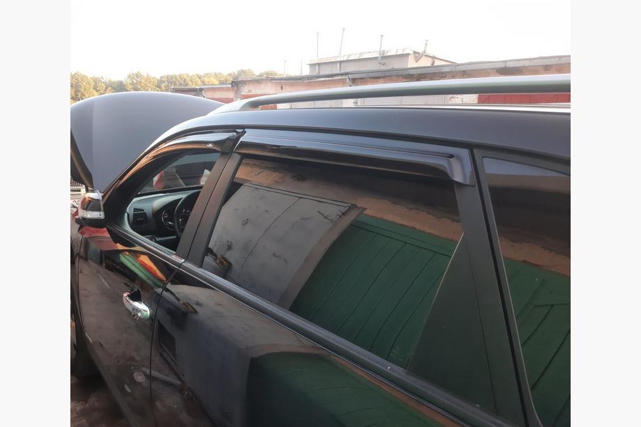 Kia Sorento II XM 2009-2014 гг. Ветровики на окна (4 шт, HIC) Фото 6