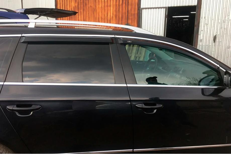 Volkswagen Passat B6 2006-2012 гг. Ветровики с хромированным молдингом SW (4 шт, HIC) Фото 5