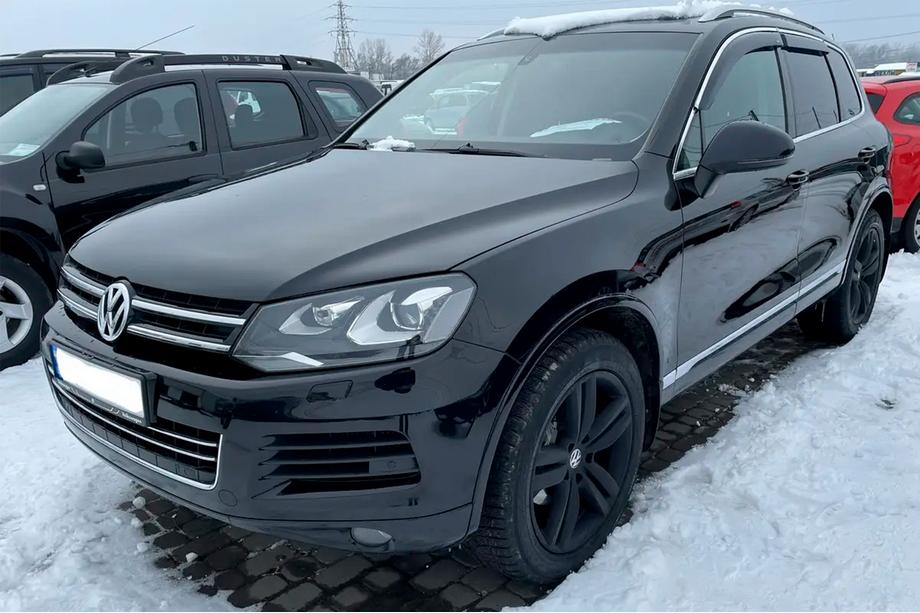 Volkswagen Touareg 2010-2018 гг. Ветровики с хромированным молдингом (4 шт, HIC) Фото 4