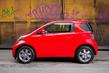 Компактный трехдверный хэтчбек Toyota iQ фото 8