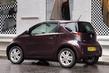 Компактный трехдверный хэтчбек Toyota iQ фото 4