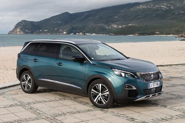 Обзор кроссовера Peugeot 5008 второй генерации