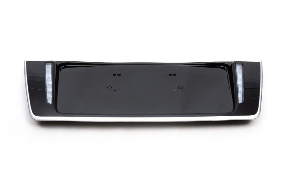 Lexus LX570/450d 2008-2022 гг. Задний держатель номерного знака с LED (2007-2023) Фото 5