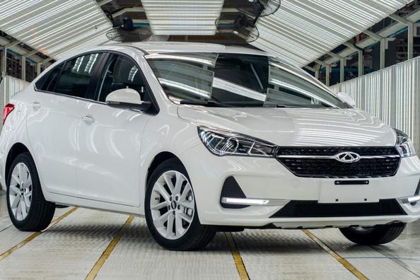 Обновленный среднеразмерный седан Chery Arrizo 5