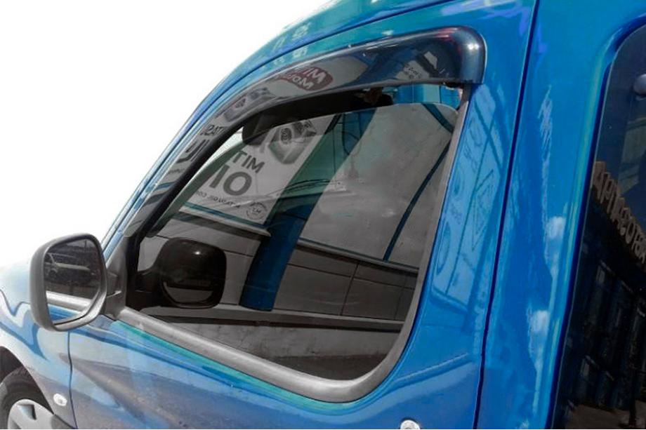Citroen Berlingo 1996-2008 гг. Ветровики на окна (2 шт, HIC) Image