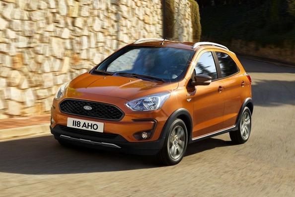 Обзор компактного хэтчбека Ford Ka+ фото 11