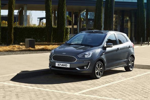 Обзор компактного хэтчбека Ford Ka+ фото 6