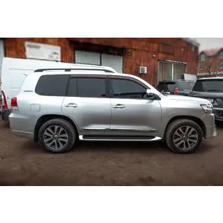 Боковые пороги с LED (дизайн 2015-2020) Toyota Land Cruiser 200 2007-2021 гг. фото 4