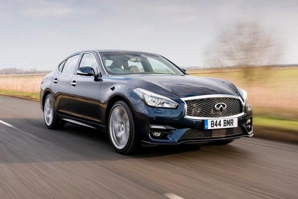 Обзор седана бизнес-класса Infiniti Q70 фото 4