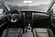 Обзор семиместного рамного внедорожника Toyota Fortuner фото 6