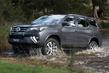 Обзор семиместного рамного внедорожника Toyota Fortuner фото 1