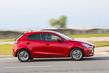 Компактный пятидверный хэтчбек Mazda 2 фото 3