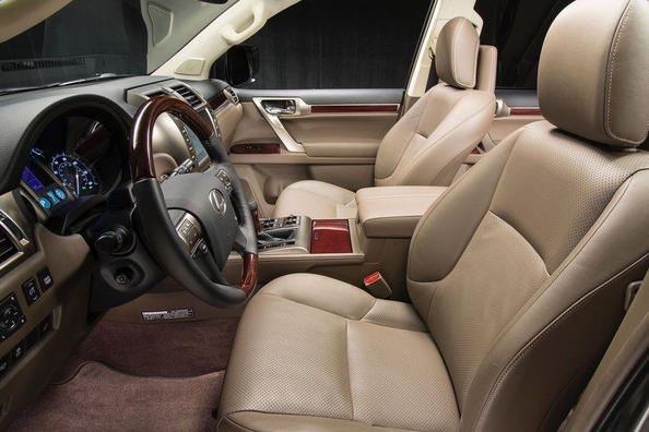Обзор премиального внедорожника Lexus GX460 фото 5