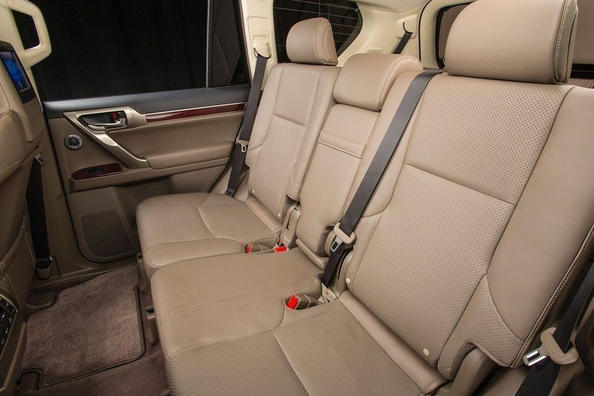 Обзор премиального внедорожника Lexus GX460 фото 7