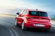Обзор пятидверного хэтчбека Opel Astra K фото 7