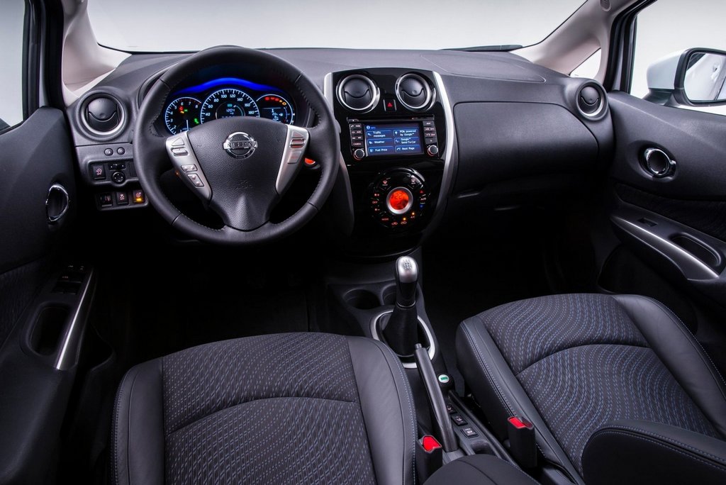 Обзор субкомпактного минивэна Nissan Note