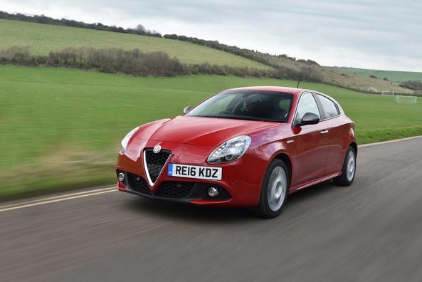Рестайлинговая модель хэтчбека Alfa Romeo Giulietta