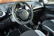Обзор второго поколения хэтчбека Toyota Aygo фото 5