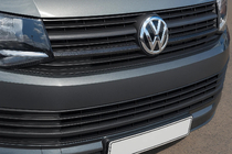 Volkswagen T6 2015-2024 гг. Накладки на нижнюю решетку 2015-2019 (2 шт, карбон) фото 1