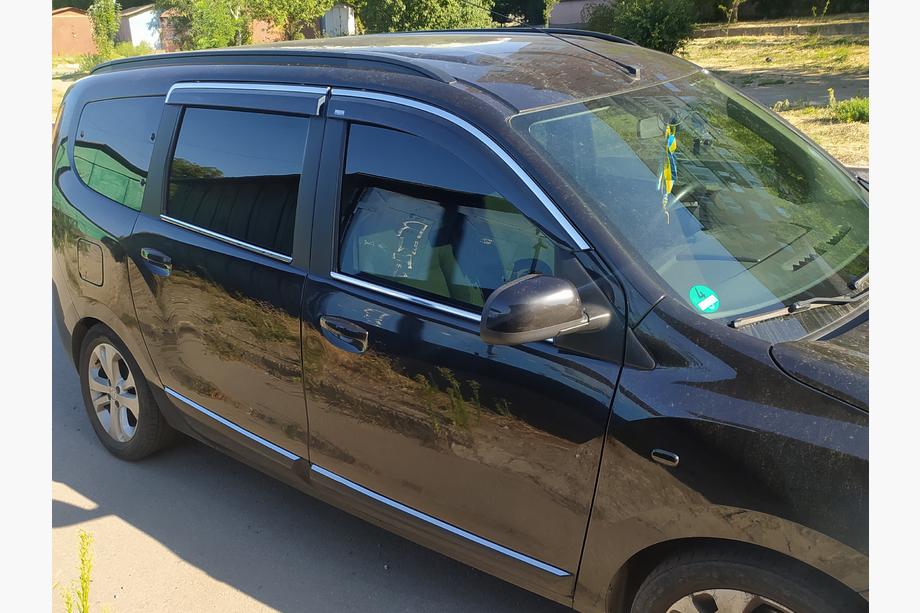Dacia Lodgy 2012-2022 гг. Ветровики с хромированным молдингом (4 шт, Niken) Фото 1
