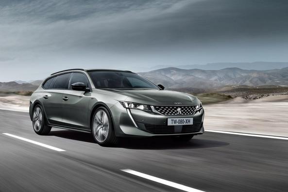 Обзор второго поколения универсала Peugeot 508 SW фото 11