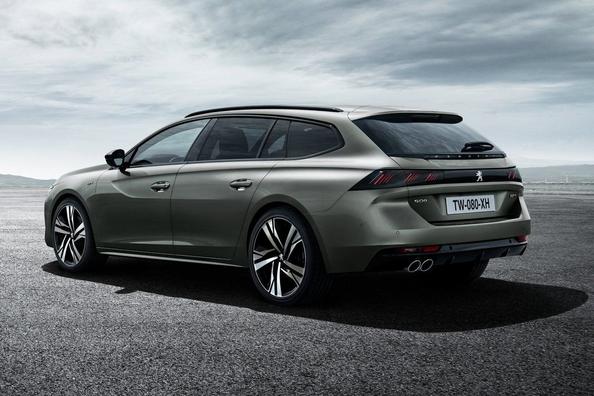 Обзор второго поколения универсала Peugeot 508 SW фото 10