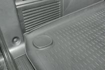 SsangYong Rexton I 2001-2017 гг. Коврик в багажник (Novline) введение фото 3