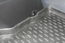 Toyota Highlander 2008-2013 гг. (2012-2014) Длинный коврик в багажник (Novline) установка. (5/7 мест) фото 3