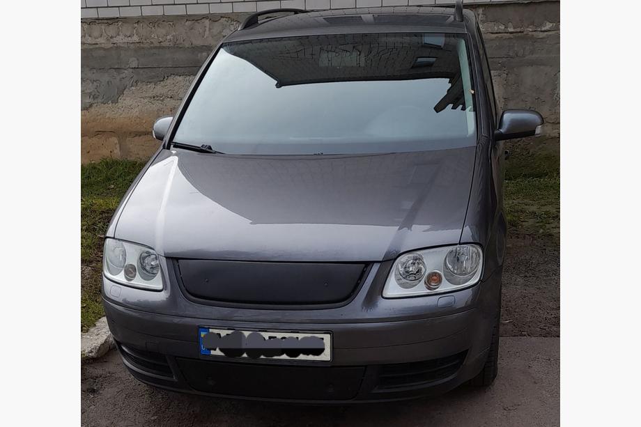 Volkswagen Touran 2003-2010 гг. Зимняя решетка (верхняя, 2003-2006) Матовый Фото 3