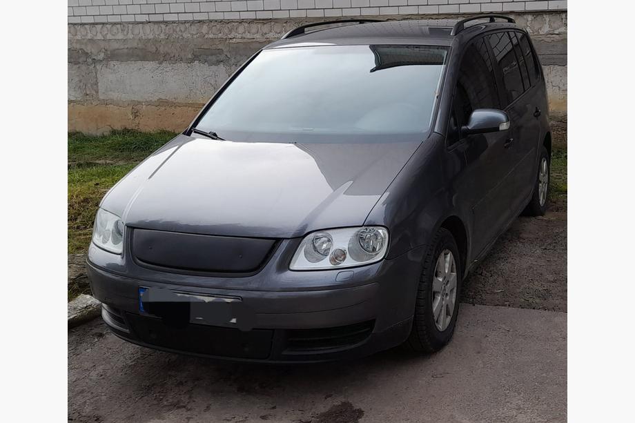 Volkswagen Touran 2003-2010 гг. Зимняя решетка (верхняя, 2003-2006) Матовый Фото 4