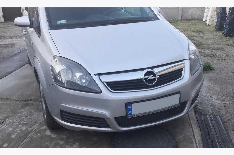 Opel Zafira B 2005–2011 гг. Зимняя накладка на решетку радиатора (2005-2008) Фото 2