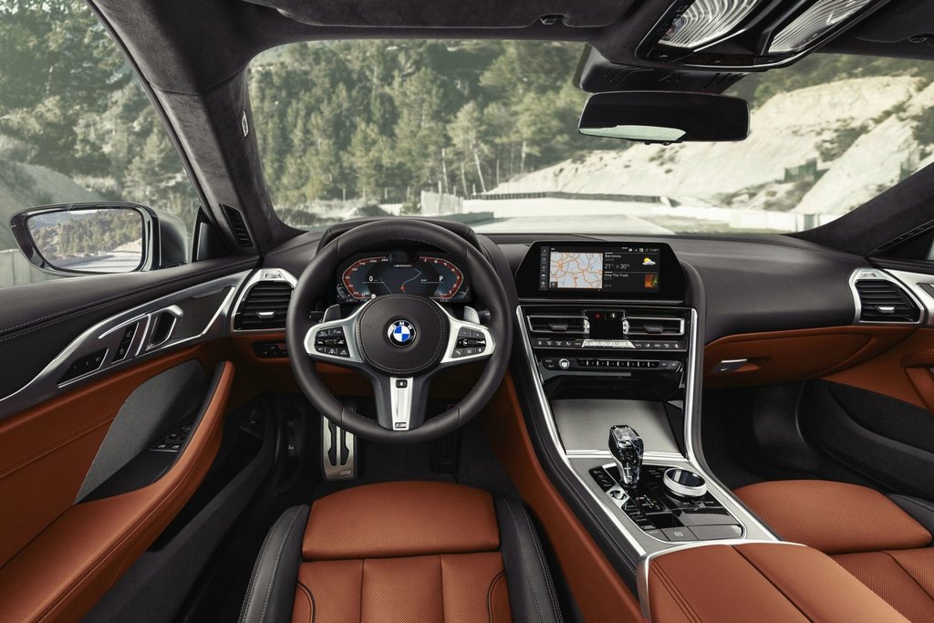 Обзор второго поколения BMW 8-Series Coupe