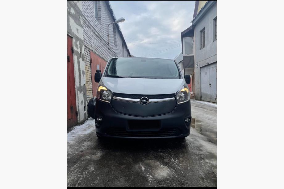 Opel Vivaro 2015-2019 гг. Зимняя накладка на решетку радиатора Фото 5