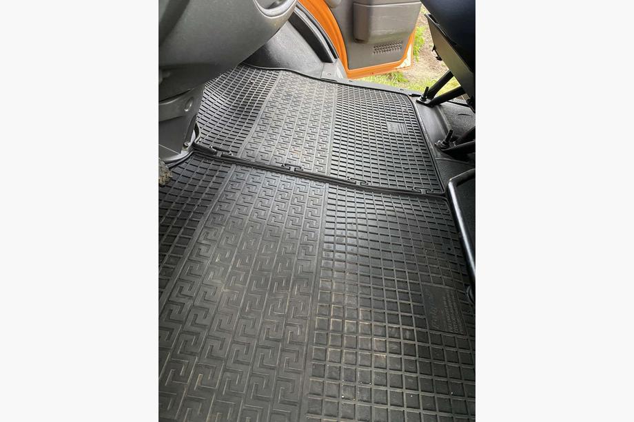 Резиновые коврики (2 шт, Polytep) Image