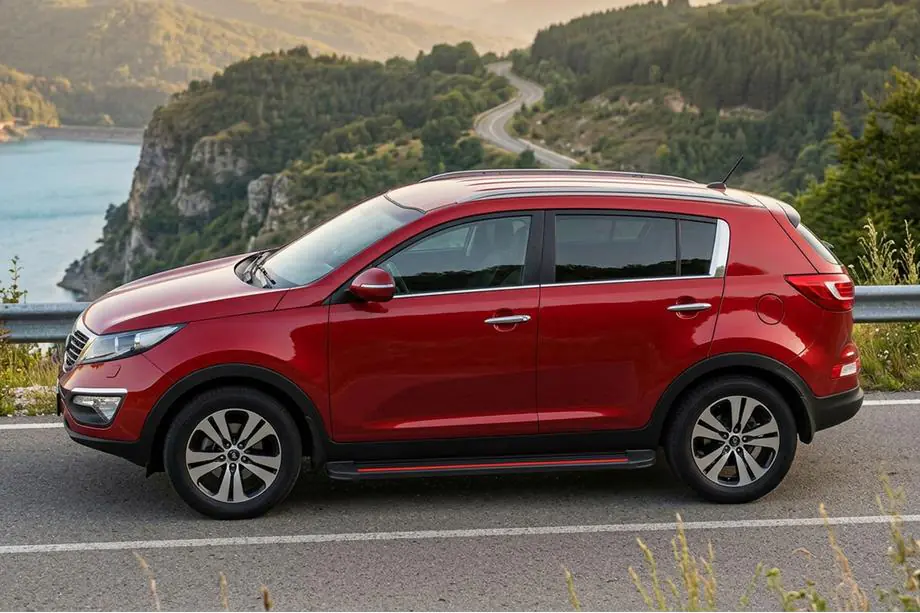 Kia Sportage 2010-2015 гг. Боковые Подножки Maya Red-Black (2 шт., Алюминий) Фото 1