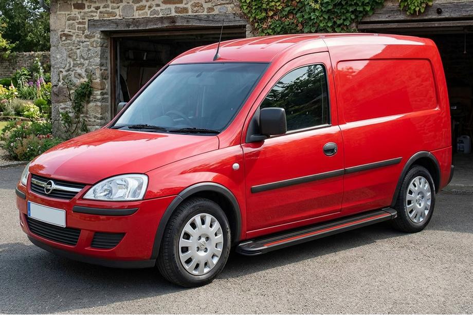 Opel Combo 2002–2012 гг. Боковые Подножки Maya Red (2 шт., Алюминий) Image
