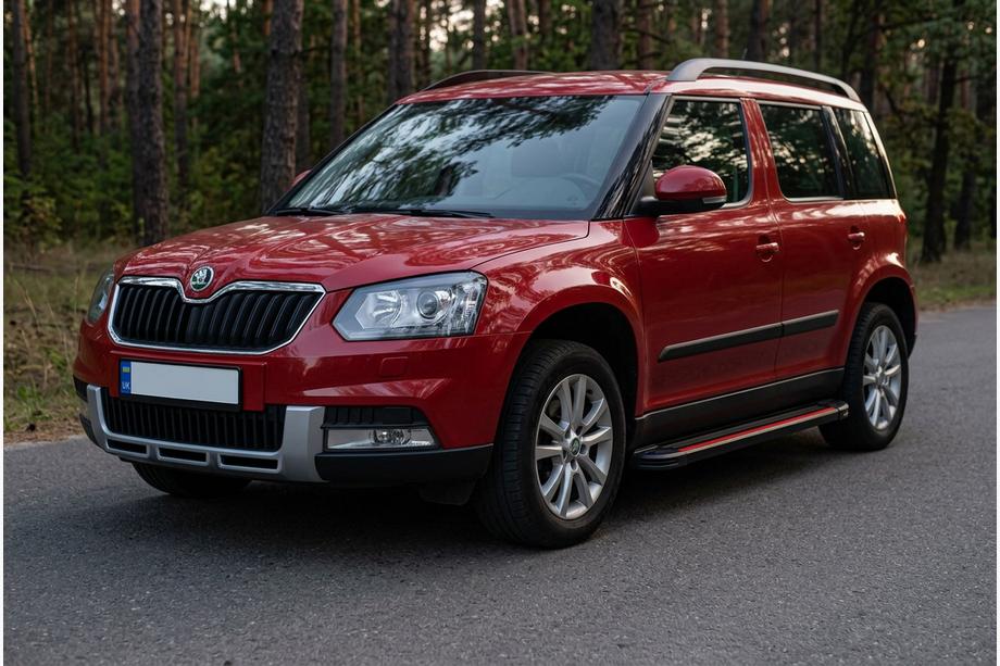 Skoda Yeti 2009-2017 гг. Боковые Подножки Maya Red (2 шт., Алюминий) Фото 1