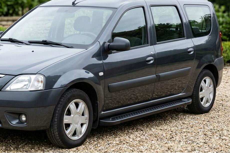 Lada Largus 2012- гг. Боковые Подножки Allmond Black (2 шт., Алюминий) Image