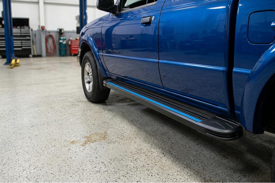 Ford Ranger 2007-2011 гг. Боковые Подножки Maya Blue (2 шт., Алюминий) Фото 1