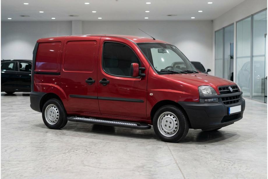 Fiat Doblo I 2001-2005 гг. Боковые пороги New Vision Black (2 шт., алюминий) Фото 1