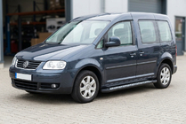Volkswagen Caddy 2004-2010 гг. Боковые Подножки Vision New Black (2 шт., Алюминий) Maxi База фото 1