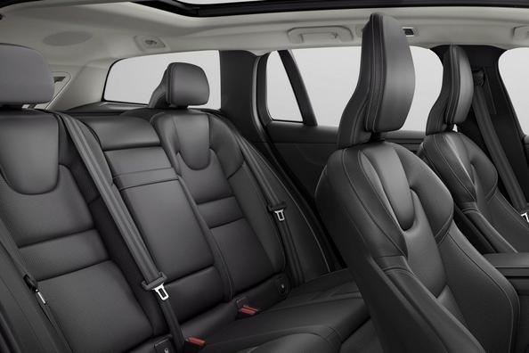 Обзор вседорожного универсала Volvo V60 Cross Country фото 9