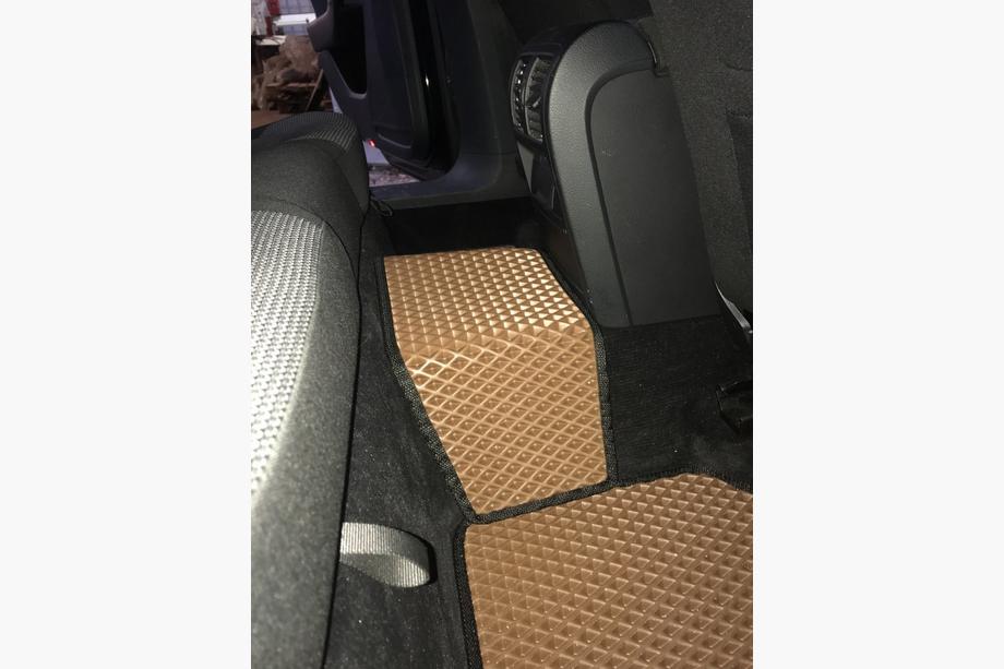 Volkswagen Passat B7 2012-2015 гг. Коврики EVA (EU, Коричневые) Фото 4